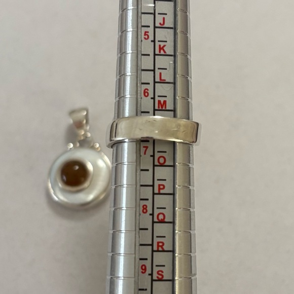 Laura Tosato 925 Sterling Silver Mother of Pearl & Amber Pendant & Ring Set - Picture 14 of 16